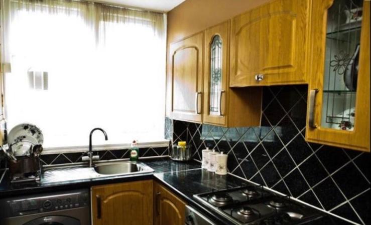 Ensuite With Kitchen Ext Large Room With Balcony In Zone 2 London Ngoại thất bức ảnh